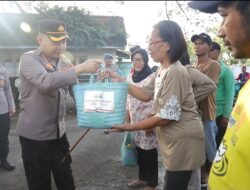 Polres Kediri Kota Patroli Kamtibmas di Bulan Ramadhan Sambil Berbagi Berkah