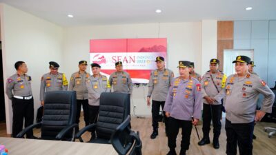 Cek 91 Command Center, Kapolri Tegaskan Siap Amankan KTT ASEAN di Labuan Bajo