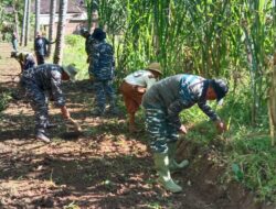 Warga Bantu Satgas TMMD 116 Bondowoso Bersihkan Lokasi Pembangunan Jalan Paving